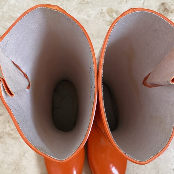 Home Depot Wet Wellies by Neet Feet - Picture 8 of 10